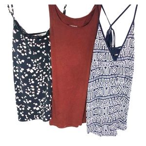 BUNDLE! 3 Tank Tops 😁